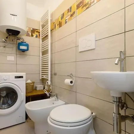 Casa De' Castagnoli, Ac/wifi * בולוניה
